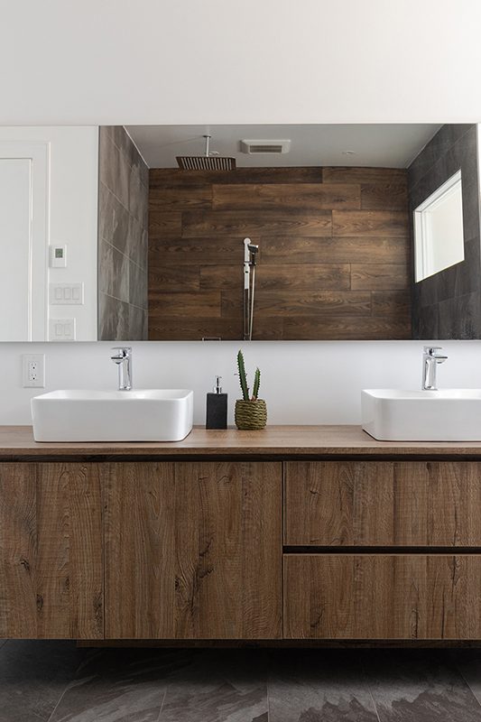 Projet Rosaire - Salle de bain - Ébénisterie Armoires Créabec inc.